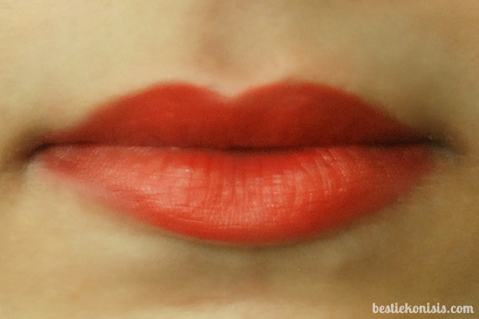 Kate Moss Rimmel London Lasting Finish Lipstick 12 Lip Swatch