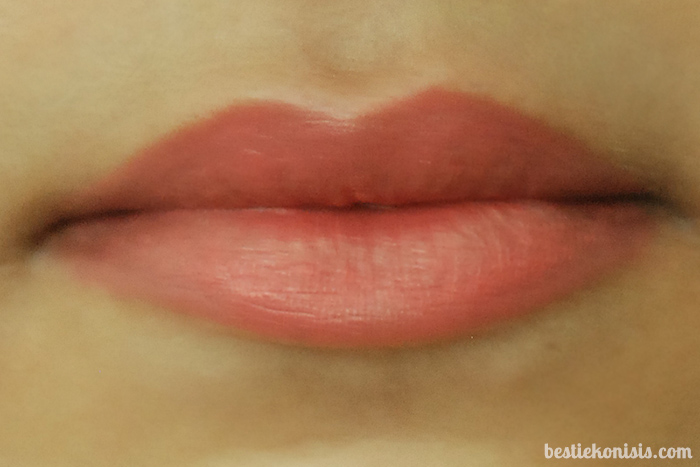 Kate Moss Rimmel London Lasting Finish Lipstick 16 Lip Swatch