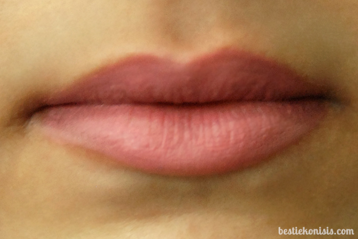 Kate Moss Rimmel London Lasting Finish Matte Lipstick 101 Lip Swatch