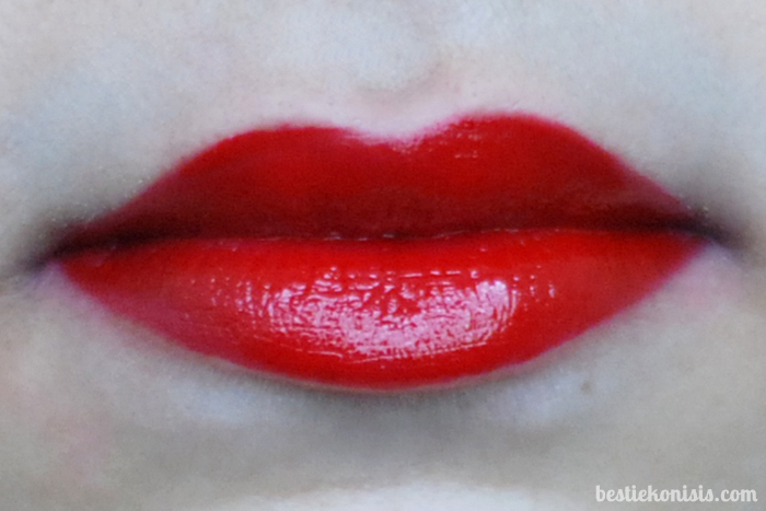 Rimmel Apocalips Show Off Lip Lacquer Big Bang Swatch
