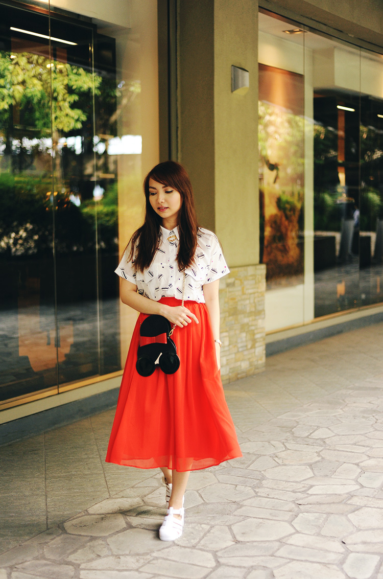 4bestiekonisis-red-skirt-outfit