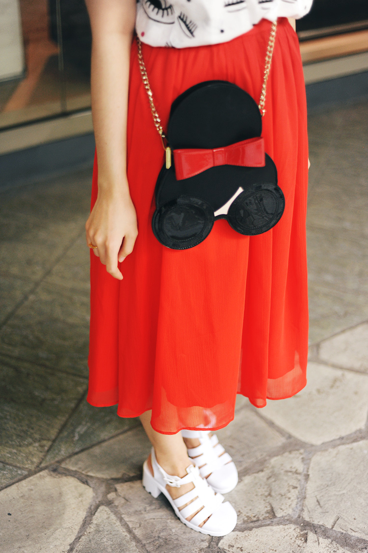 7bestiekonisis-red-skirt-cute-outfit